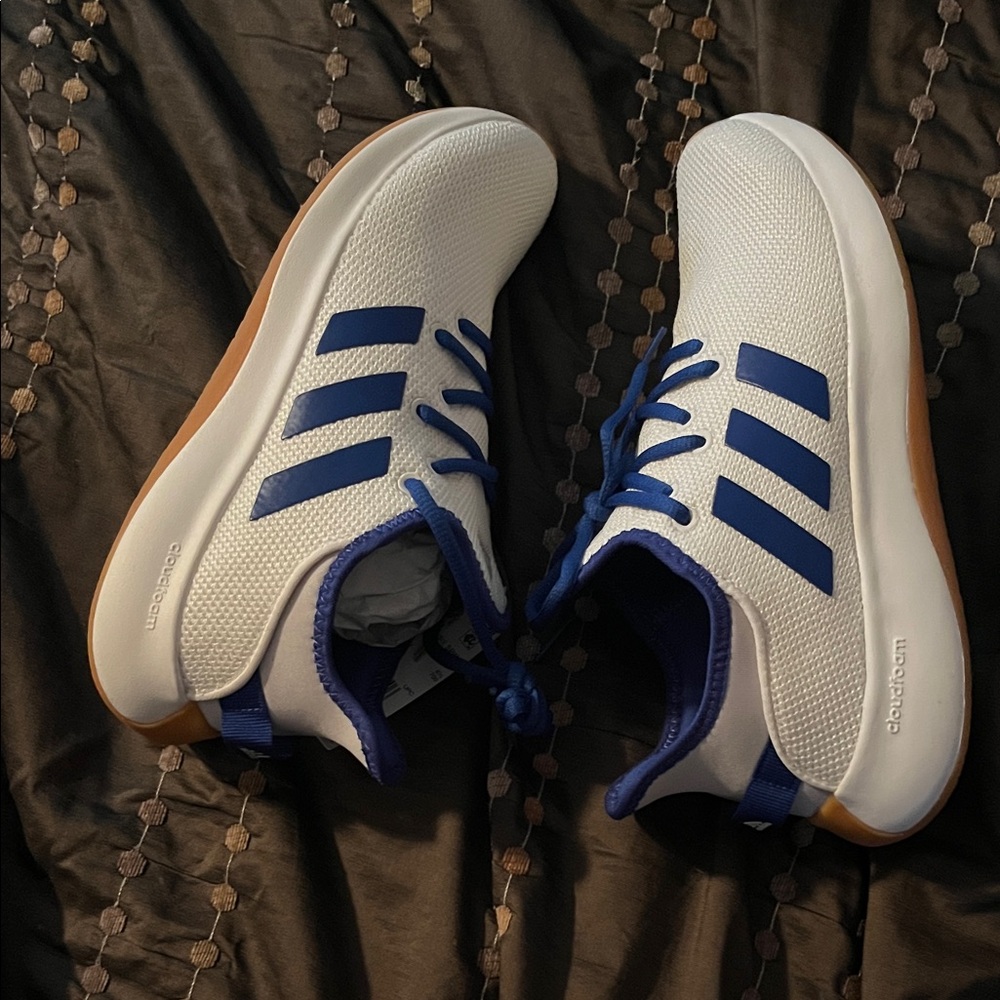 New Adidas women’s White and Blue Sneakers